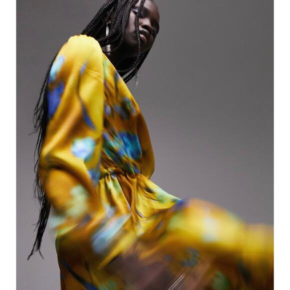 TOPSHOP Blurred Floral Waterfall Hem Wrap Midi Occasion Dress in Green and Blue - Picture 3 of 14